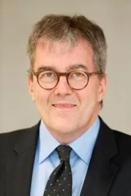 Zufriedene OP-Mitarbeiter(innen) sind Garant für Leistungsfähigkeit eines Krankenhauses Bild: Zufriedene OP-Mitarbeiter(innen) sind Garant für Leistungsfähigkeit eines Krankenhauses