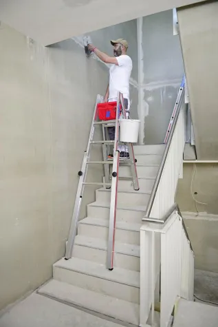 Bild: Attraktive Aktionspreise für Profi-Steigtechnik