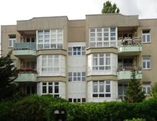 Bild: DIP-Partner AENGEVELT vermittelt Verkauf eines Mehrfamilienhauses in Berlin-Tempelhof