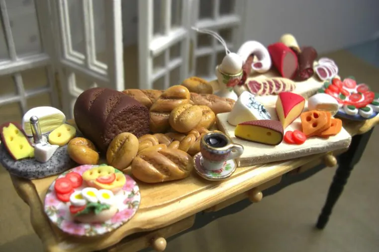 riniaturdesign: MMiniaturen für Puppenhaus und Pupenstube Bild: riniaturdesign: MMiniaturen für Puppenhaus und Pupenstube