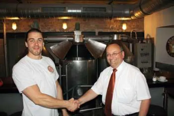 Sensation - Energiegenossenschaft Freudenberg bekommt stärkstes Bier der Welt Bild: Sensation - Energiegenossenschaft Freudenberg bekommt stärkstes Bier der Welt