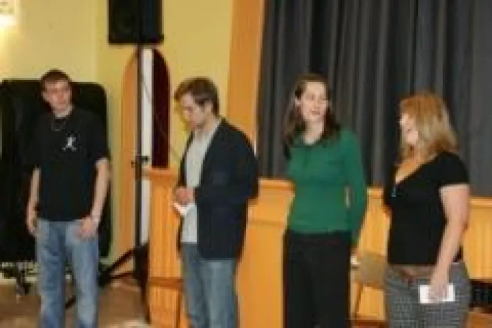 Mit Theatershow gegen Mobbing in der Schule Bild: Mit Theatershow gegen Mobbing in der Schule