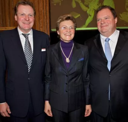 Bild: 25 Jahre Marianne Strauß Stiftung - 15 Mio. Euro für Menschen in Not