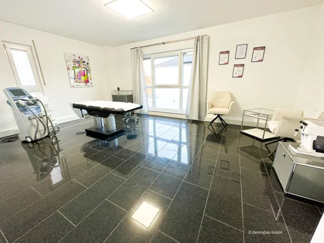 Kosmetikstudio Dortmund - DermaDay GmbH Bild: Kosmetikstudio Dortmund - DermaDay GmbH