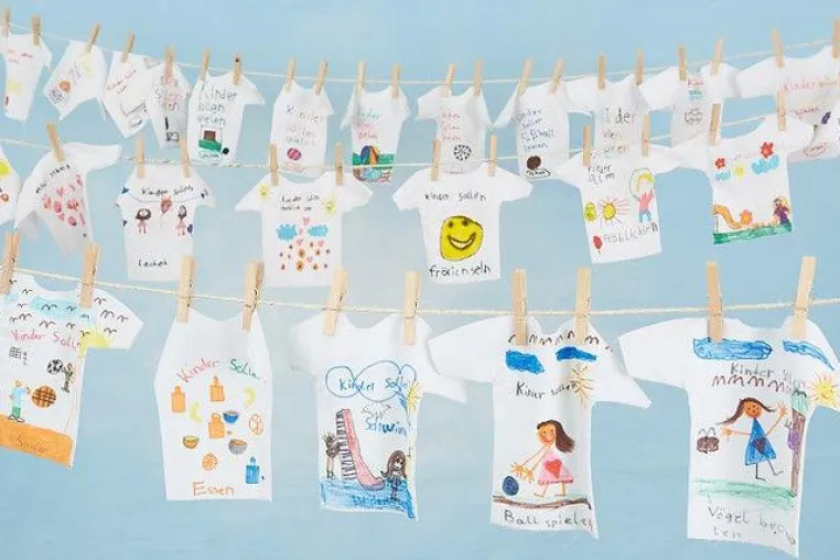 Charity-Auktion im Billstedt Center Hamburg: Schule statt Steinbruch – Kinder gegen Kinderarbeit Bild: Charity-Auktion im Billstedt Center Hamburg: Schule statt Steinbruch – Kinder gegen Kinderarbeit