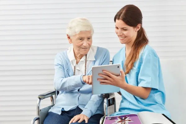 Bild: "EIN CLOWN MIT SUPERKRÄFTEN" FrédARico der erste virtuelle Klinikclown der Welt