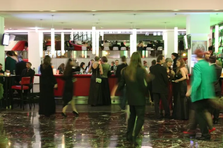 Bild: 300 Veganer tanzten durch den Ballsaal im ARCOTEL Kaiserwasser Wien