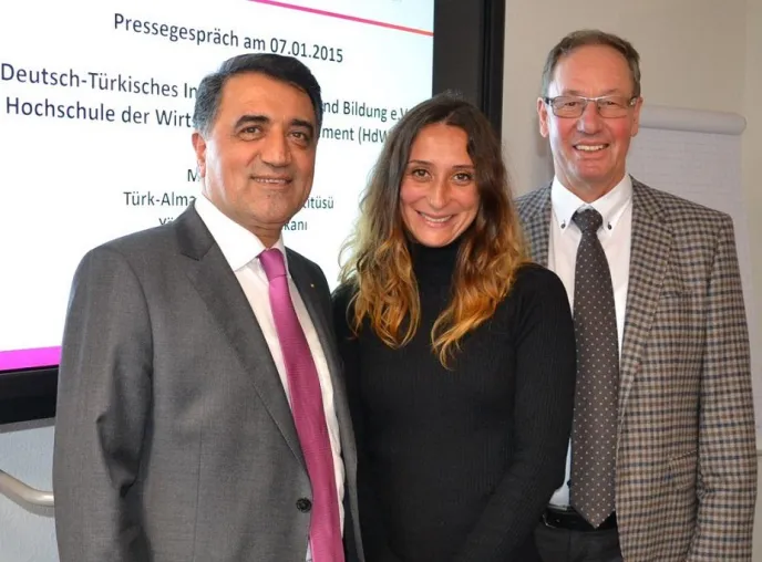 Hochschule und Deutsch-Türkisches Institut kooperieren erfolgreich - HdWM mit Alternativen zu MINT-Fächern Bild: Hochschule und Deutsch-Türkisches Institut kooperieren erfolgreich - HdWM mit Alternativen zu MINT-Fächern