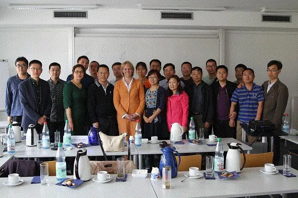 Bild: Chinesische Regierungsbeamte zu Besuch in Bremen