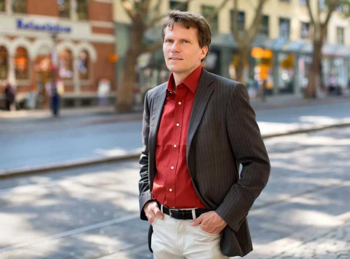 Dr. Hartmut Rosa (Foto: juergen-bauer.com)