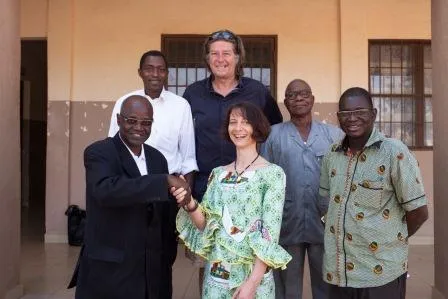 Nutricia finanziert Stipendium für Kinderarzt in Burkina Faso Bild: Nutricia finanziert Stipendium für Kinderarzt in Burkina Faso