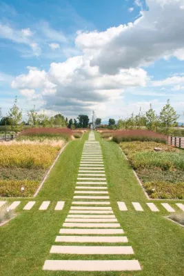 Wet Cast-Platten: Mit Betondesign Kundengruppen ansprechen Bild: Wet Cast-Platten: Mit Betondesign Kundengruppen ansprechen