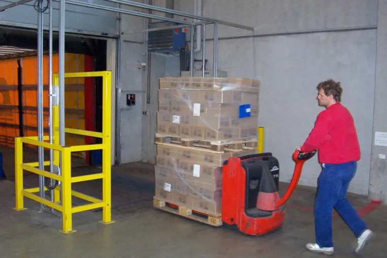 Bild: W. Pelz GmbH in Wahlstedt ergänz die Logistik um RFID/EPC - Applikation