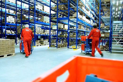 Bild: Ein neues Logistikzentrum für Braun – für optimierten Kundenservice.