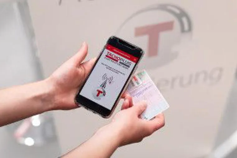 Mobile Führerscheinkontrolle via App? Bild: Mobile Führerscheinkontrolle via App?