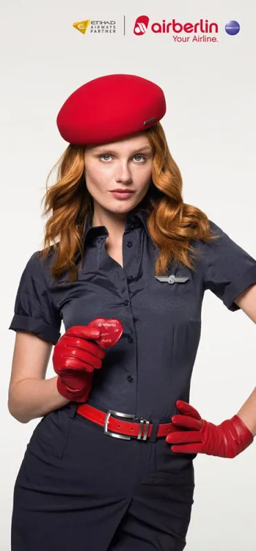 Das neue airberlin Gesicht Loren Kemp