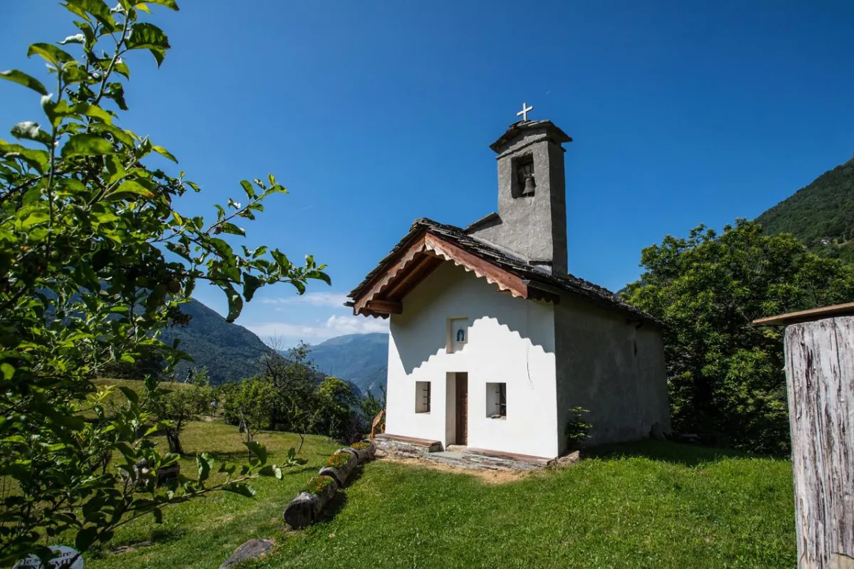 Cappella Chemp Cammino Balteo © Foto Archivio Regione Autonoma Valle d'Aosta Lorenzo Belfrond