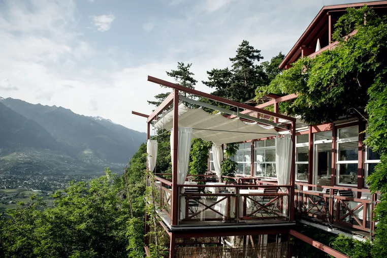 Michelin Stern für das Restaurant Prezioso im Castel Fragsburg Bild: Michelin Stern für das Restaurant Prezioso im Castel Fragsburg