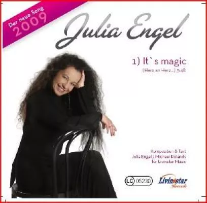 Julia Engel - Glanzvoller Auftritt bei der Hitparade auf Volksmusik TV Bild: Julia Engel - Glanzvoller Auftritt bei der Hitparade auf Volksmusik TV