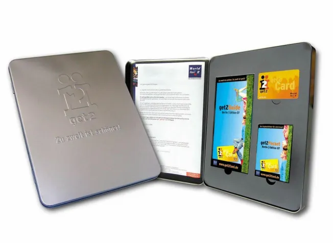 Die get2Card hilft dem Weihnachtsmann – Zwei Karten zum Preis von einer Karte Bild: Die get2Card hilft dem Weihnachtsmann – Zwei Karten zum Preis von einer Karte