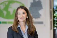 Bild: Dr. Barbara Frei zum Executive Vice President von Schneider Electric Europe Operations ernannt