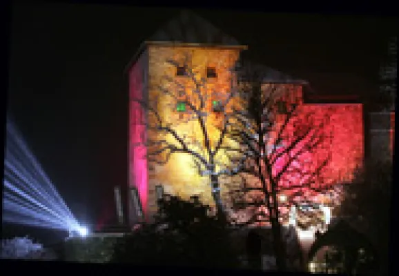 ONE Snow Jam 2005 - Mehr als 10.000 Wintersportbegeisterte beim Auftakt der Snow Jam 2005 - Carving Opening startet in 3 Tagen bei besten Pistenverhältnissen Bild: ONE Snow Jam 2005 - Mehr als 10.000 Wintersportbegeisterte beim Auftakt der Snow Jam 2005 - Carving Opening startet in 3 Tagen bei besten Pistenverhältnissen