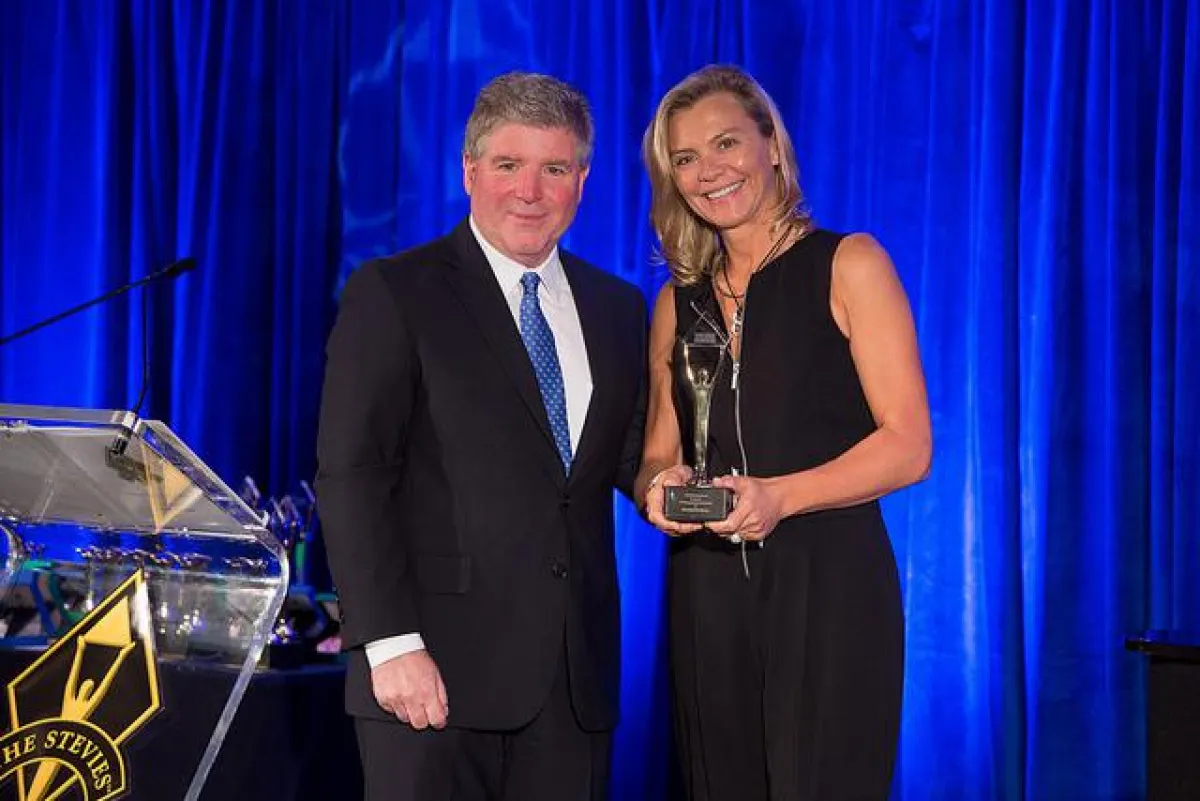 RWE Group Business Services GmbH aus Essen gewinnt Gold bei den 1. Stevie Awards for Great Employers