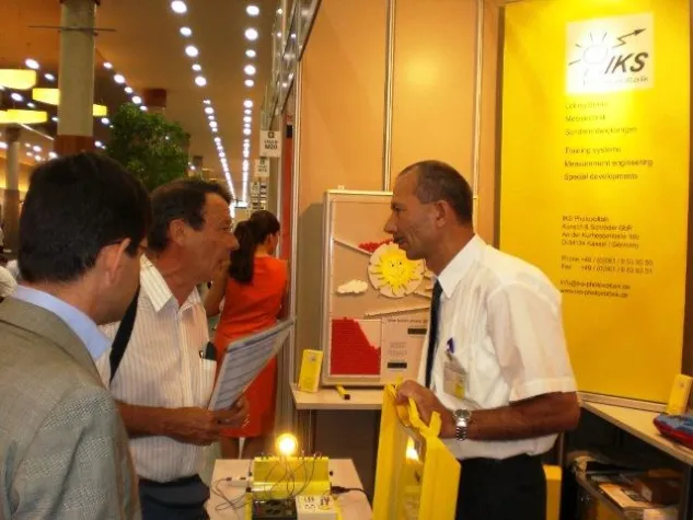 Bild: Weltweites Interesse an Lehrmitteln der Firma IKS Photovoltaik