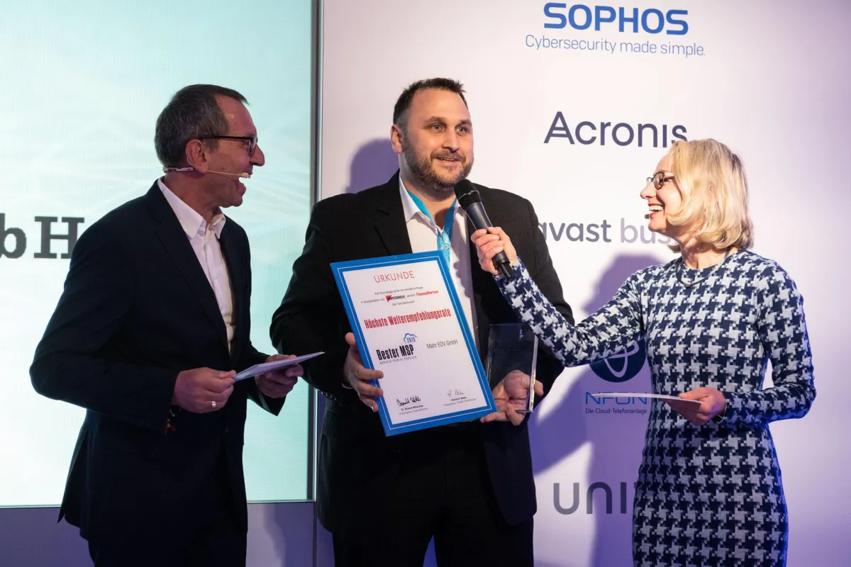 Pascal Kube bei der Preisverleihung; (C) Foto: Tobias Tschepe