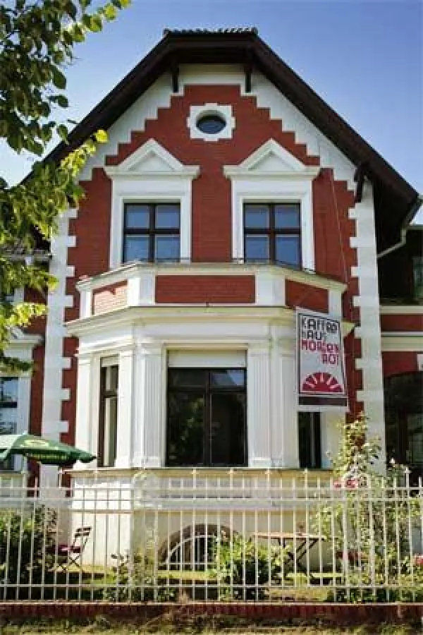 Kaffeehaus Morgenrot in der Villa Hundeshagen in Hohen Neuendorf bei Berlin-Frohnau