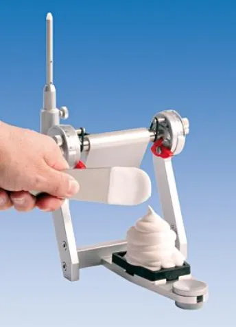 Bild: Neuer Artikulationsgips (fast) 100 % expansionsfrei