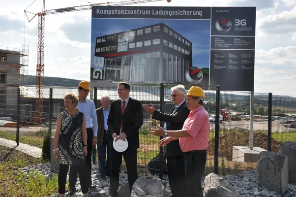 Bild: Justizminister Hahn zu Gast bei Marotech