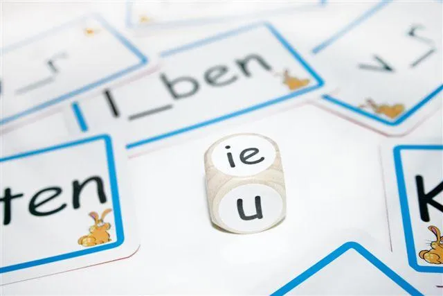 Bild: Lernspiel „Hasen-Hosen“ von IQ-Spiele trainiert spielend die Vokale