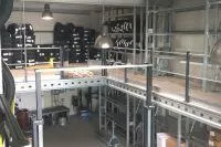 Reifenlagerung passgenau zum Firmenkonzept Bild: Reifenlagerung passgenau zum Firmenkonzept