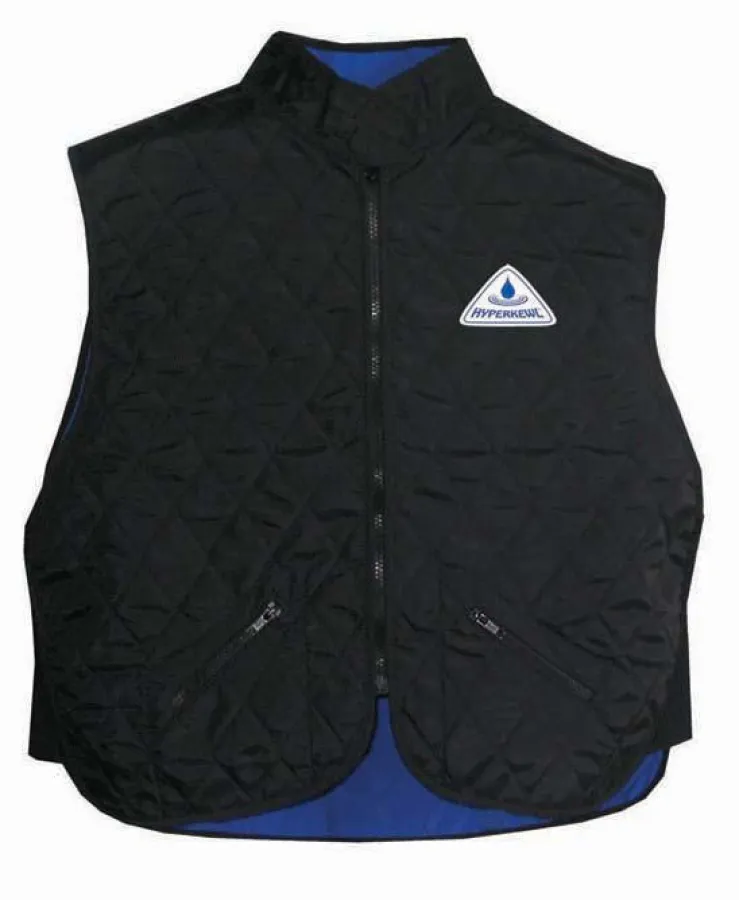 Die HyperKewl Kühlweste ist optimal für die Arbeit im Garten bei hohen Temperaturen geeignet.