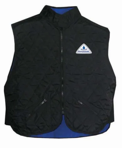 Bild: HYPERKEWL™ Funktionstextilien – der perfekte Hitzeschutz für Gartenarbeit und Freizeit.