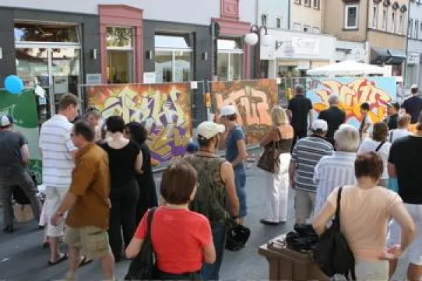 Bild: Gress Friseure weiten Hilfsaktion für Wildwasser Esslingen e.V. aus