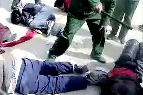 Erschreckendes neues Videomaterial - Chinas Brutalität in Tibet lässt sich nicht länger leugnen Bild: Erschreckendes neues Videomaterial - Chinas Brutalität in Tibet lässt sich nicht länger leugnen