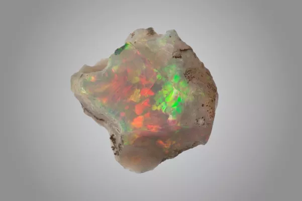 Edelsteine aus Afrika - Neue Vorkommen farbenprächtiger Edelopale in Äthiopien Bild: Edelsteine aus Afrika - Neue Vorkommen farbenprächtiger Edelopale in Äthiopien