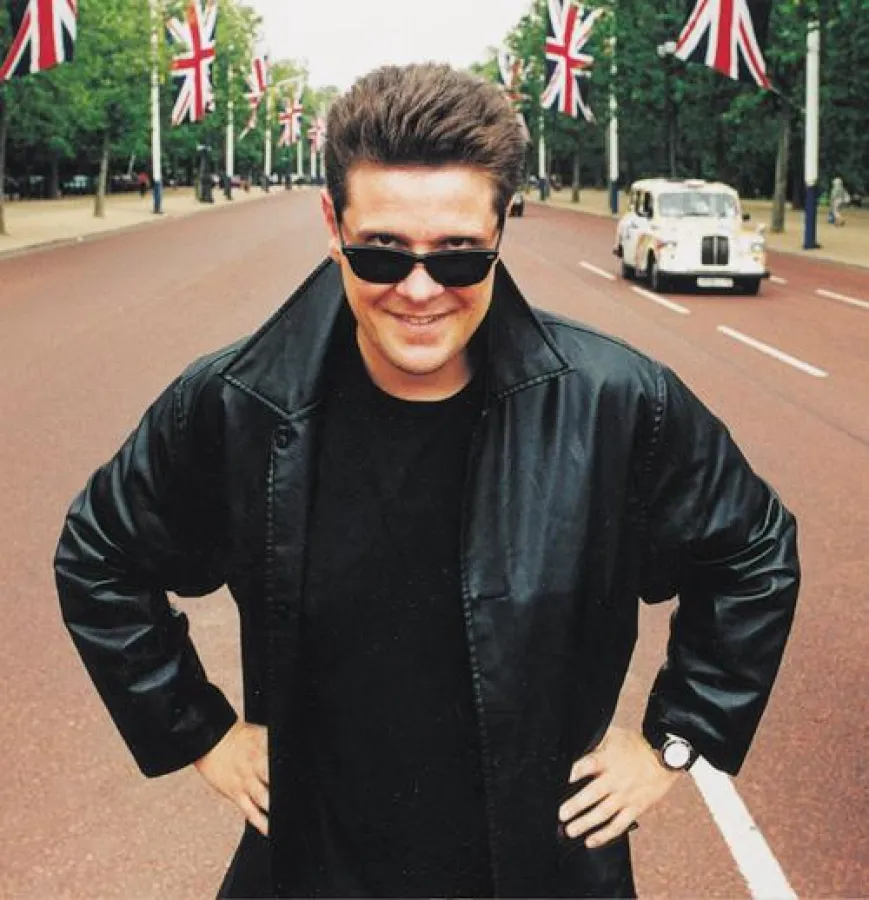 Entertainer André Holst läßt Ostersonntag swingen