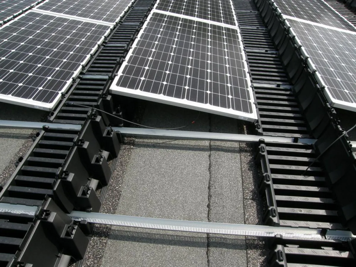 Die Pfeiffer & May-Gruppe ist überzeugt vom innovativen Befestigungssystem Flamco Falx.