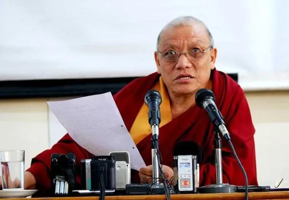 Bild: Neue Bestimmungen für die Klöster in Tibet bezwecken, den Einfluß aus dem Ausland auszuschalten