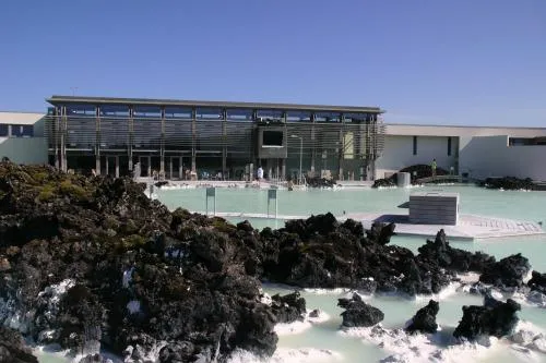 Bild: Innovative Gesichts- und Körperpflege aus der Blue Lagoon Island - Pflegen mit der Energie der Natur