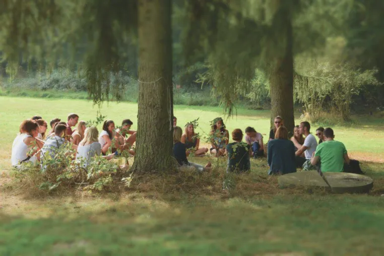 SOMMERJUNG - Das Ferienlager für Erwachsene Bild: SOMMERJUNG - Das Ferienlager für Erwachsene
