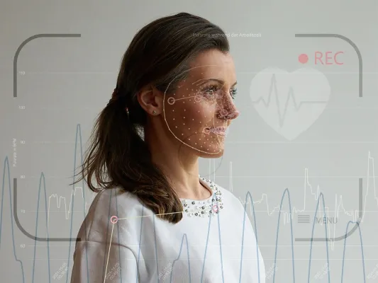 Bild: Fraunhofer-Software CareCam - Gesundheitstipps vom eigenen Computer