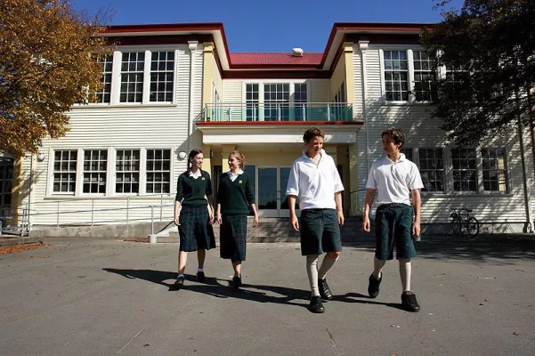 Letzte Gelegenheit, sich für ein High School Year in Australien und Neuseeland zu bewerben Bild: Letzte Gelegenheit, sich für ein High School Year in Australien und Neuseeland zu bewerben