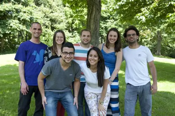 250 DAAD-Stipendiaten suchen Berliner Gastfamilien // Die Welt zu Besuch im eigenen Haus Bild: 250 DAAD-Stipendiaten suchen Berliner Gastfamilien // Die Welt zu Besuch im eigenen Haus