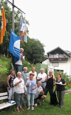 Motoryachtclub Schaumburg mit „Blauer Flagge“ Bild: Motoryachtclub Schaumburg mit „Blauer Flagge“