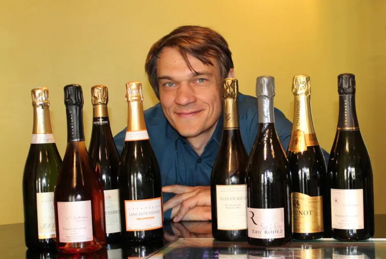 Champagner – das perlende Glück kleiner Qualitäts-Produzenten Bild: Champagner – das perlende Glück kleiner Qualitäts-Produzenten