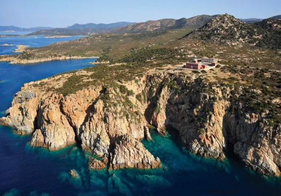 Bild: Neuer Reiseveranstalter und Destinationsspezialist für die Mittelmeerinsel Sardinien